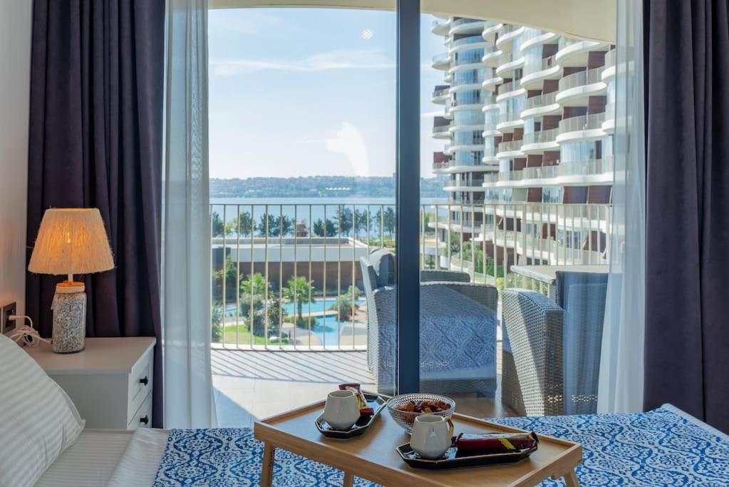 Golden Stones House Sea And Lake View Estambul Exterior foto