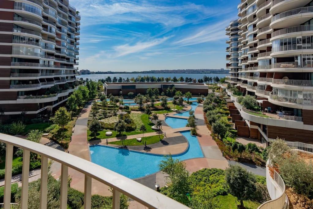 Golden Stones House Sea And Lake View Estambul Exterior foto
