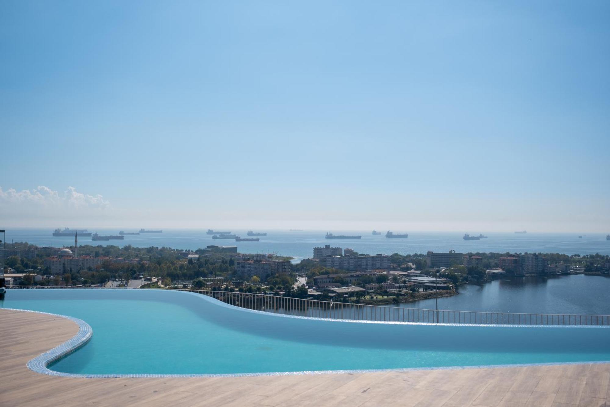 Golden Stones House Sea And Lake View Estambul Exterior foto